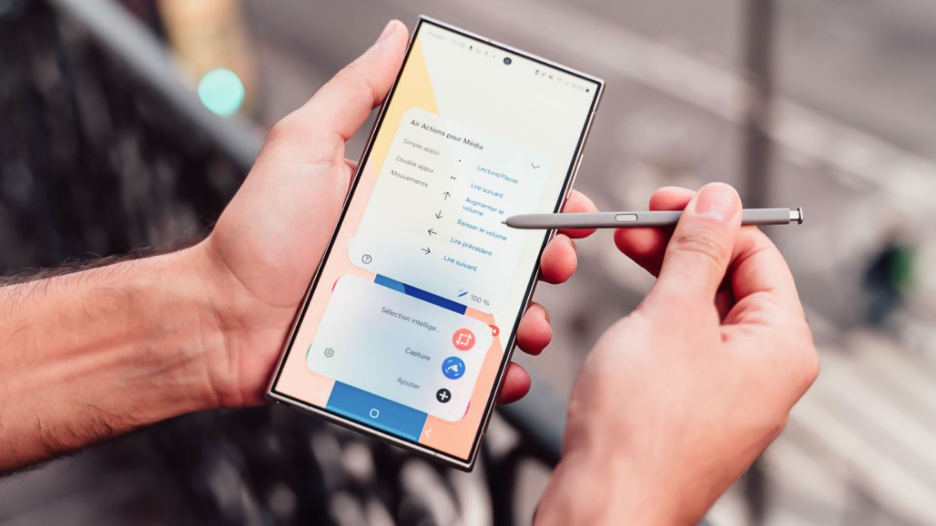 Hình ảnh cho danh mục 5 cách sử dụng S Pen trên Samsung Galaxy S25 Ultra giúp bạn x2 năng suất làm việc mỗi ngày